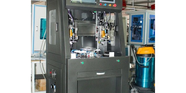 自動擰螺絲機使用時需要注意事宜？-堅豐股份